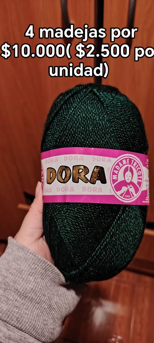 4 madejas de lana Dora verde botella y panquequera Blanick