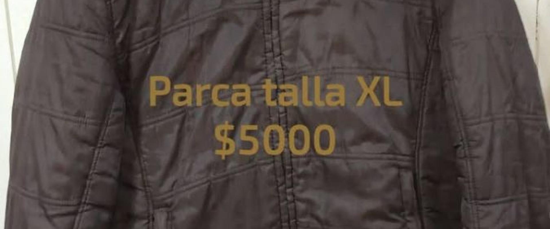 Parca acolchada talla XL
