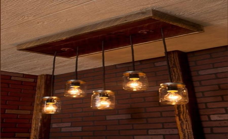 Lámpara artesanal de madera